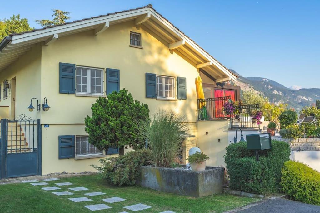 Cheerful Villa With Fireplace, Bath-Tub And Garden Noville Dış mekan fotoğraf